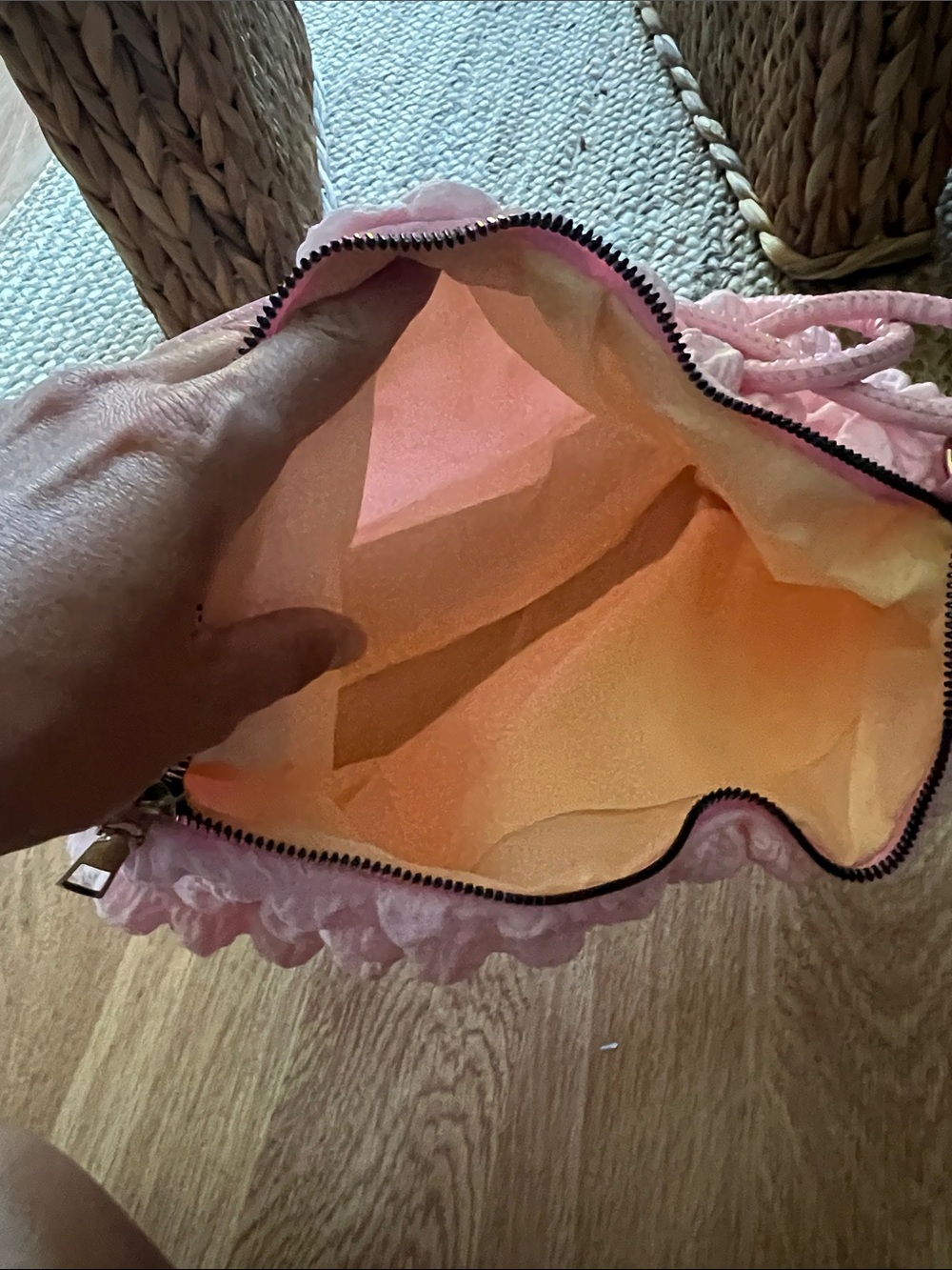 Pink Textured Shoulder Bag - Soft Ruched Design - Picture 4 of 4